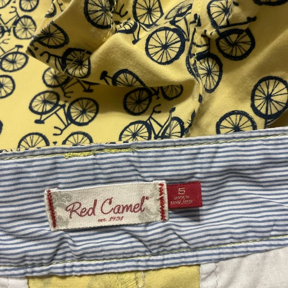 Red Camel Yellow Blue Bike Bicycle Printed‎ Shorts Juniors Size 5